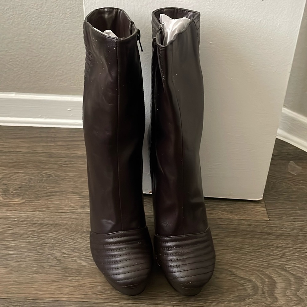 Size 10 Boot